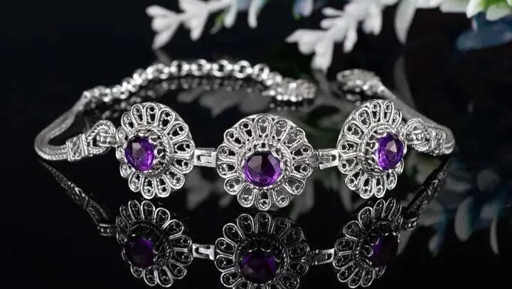 Affordable Luxury Jewelry Gifts
