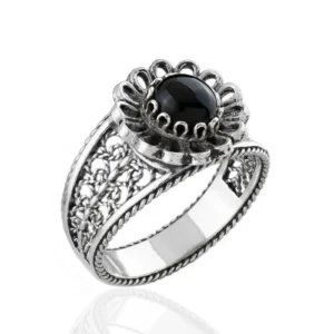 Daisy Figured Black Onyx Gemstone Filigree Art Women Silver Cocktail Ring - Elegant and Eye-Catching
