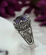 551456544_large.webp